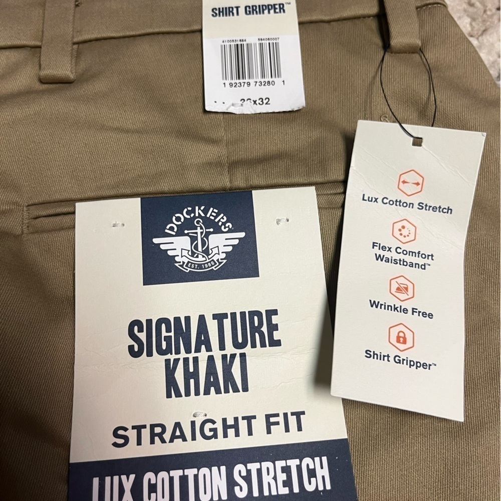NWT Dockers Signature Khakis, Straight Fit - Picture 8 of 9